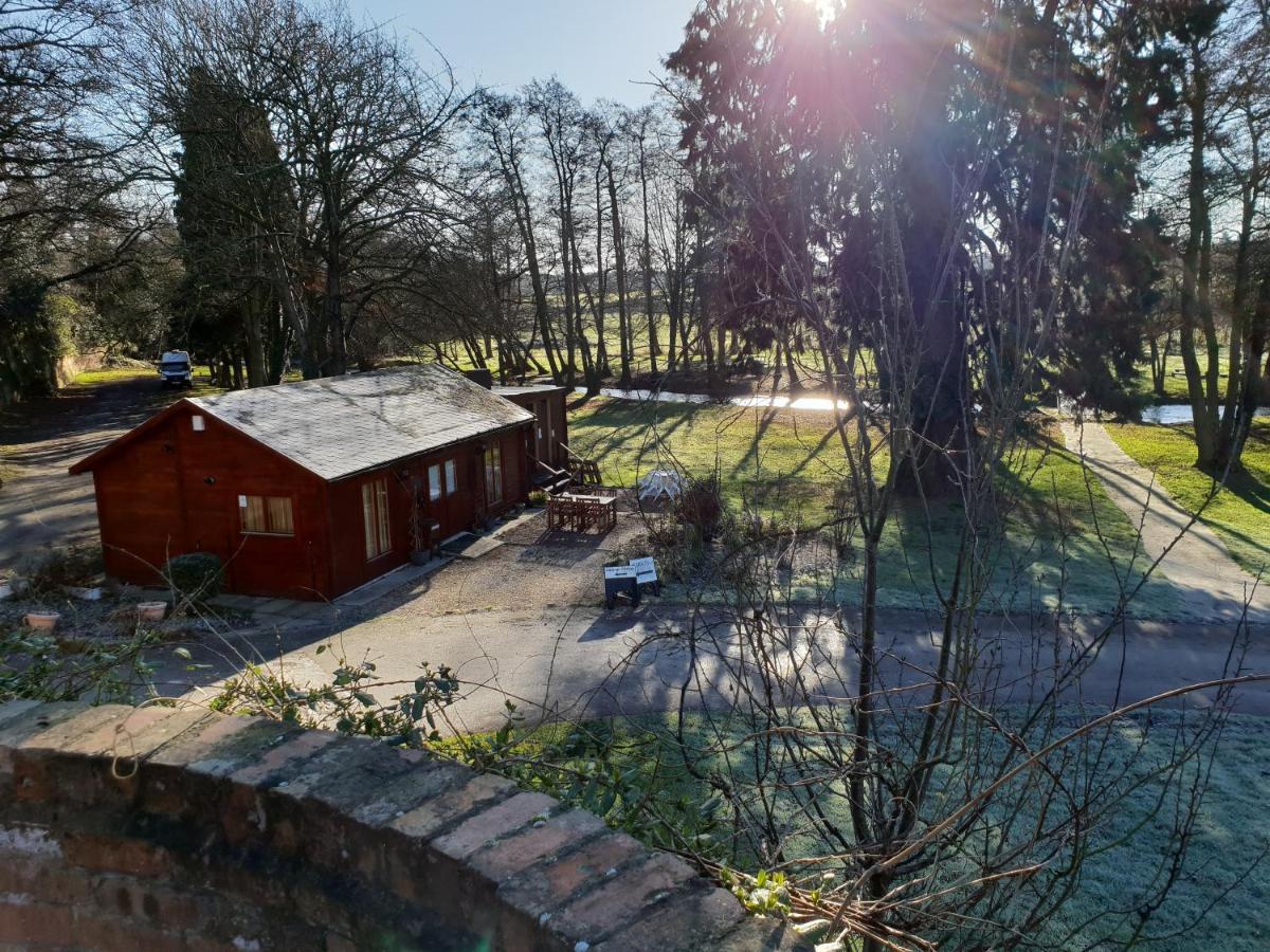 17Th-Century One Bed Studio With Parking & Garden! Elkesley Экстерьер фото